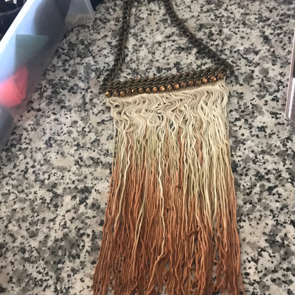 Urban outfitters fringe necklace - Picture 3 of 4